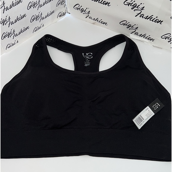 UC Under Control Sport Bra - Picture 3 of 11